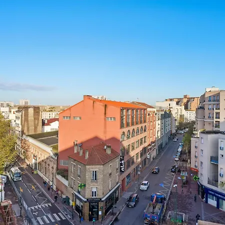 Renovated Apartment, 2 Steps From The Metro