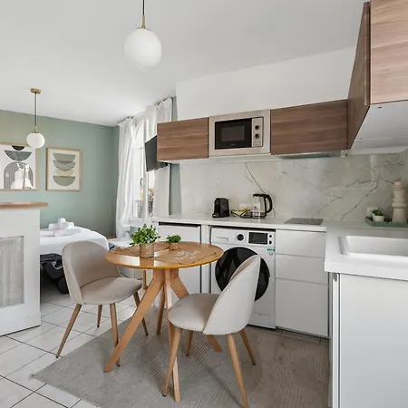 Lejlighed Renovated Apartment, 2 Steps From The Metro Clichy