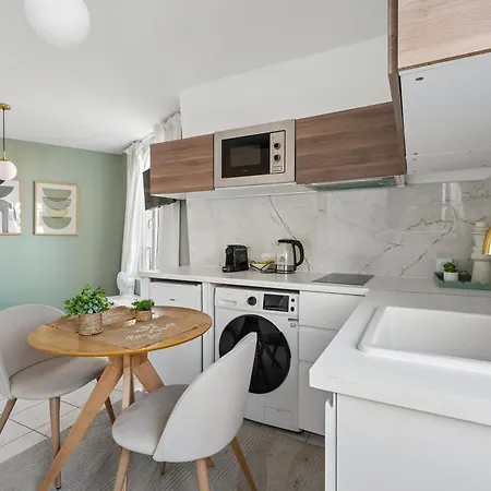 Renovated Apartment, 2 Steps From The Metro Clichy
